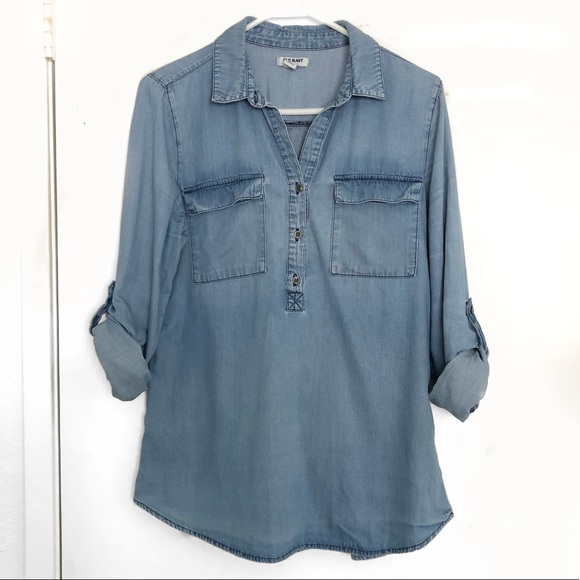 Old Navy Tops - Chambray shirt